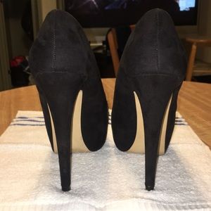 ZARA BaSIC 5 1/2” heels 1”platform size 38